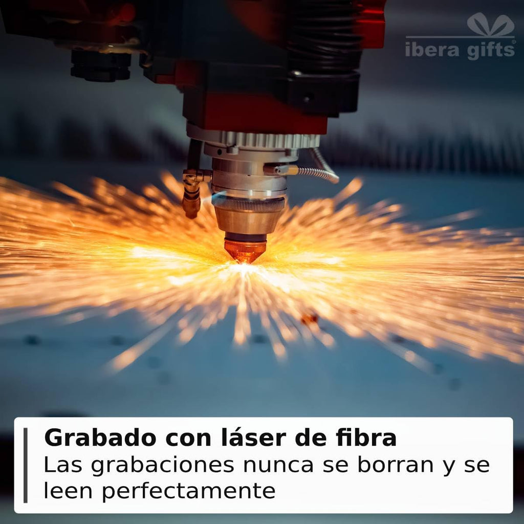 ibera gifts - Llavero Personalizado Casco De Moto Grabado Con Láser • Llavero Con Nombre Y Mensaje • Regalo Original Para Motoristas, Hombre, Mujer, Pareja, Aniversario