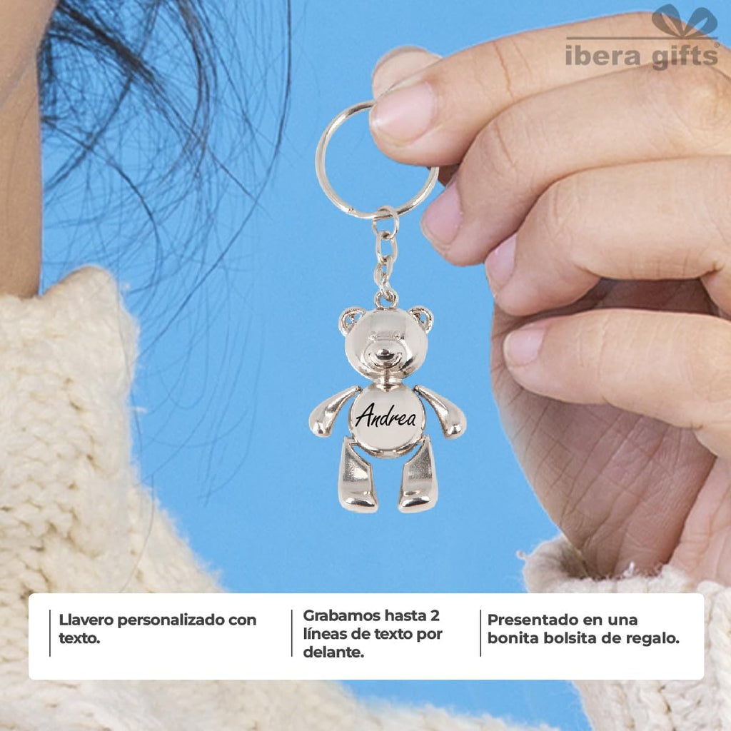 ibera gifts - Llavero Personalizado Con Nombre Grabado Láser Texto Metal Osito Regalo Original Para Pareja Familia Amigos Hombre Mujer Cumpleaños Aniversario Niños Bolsillo