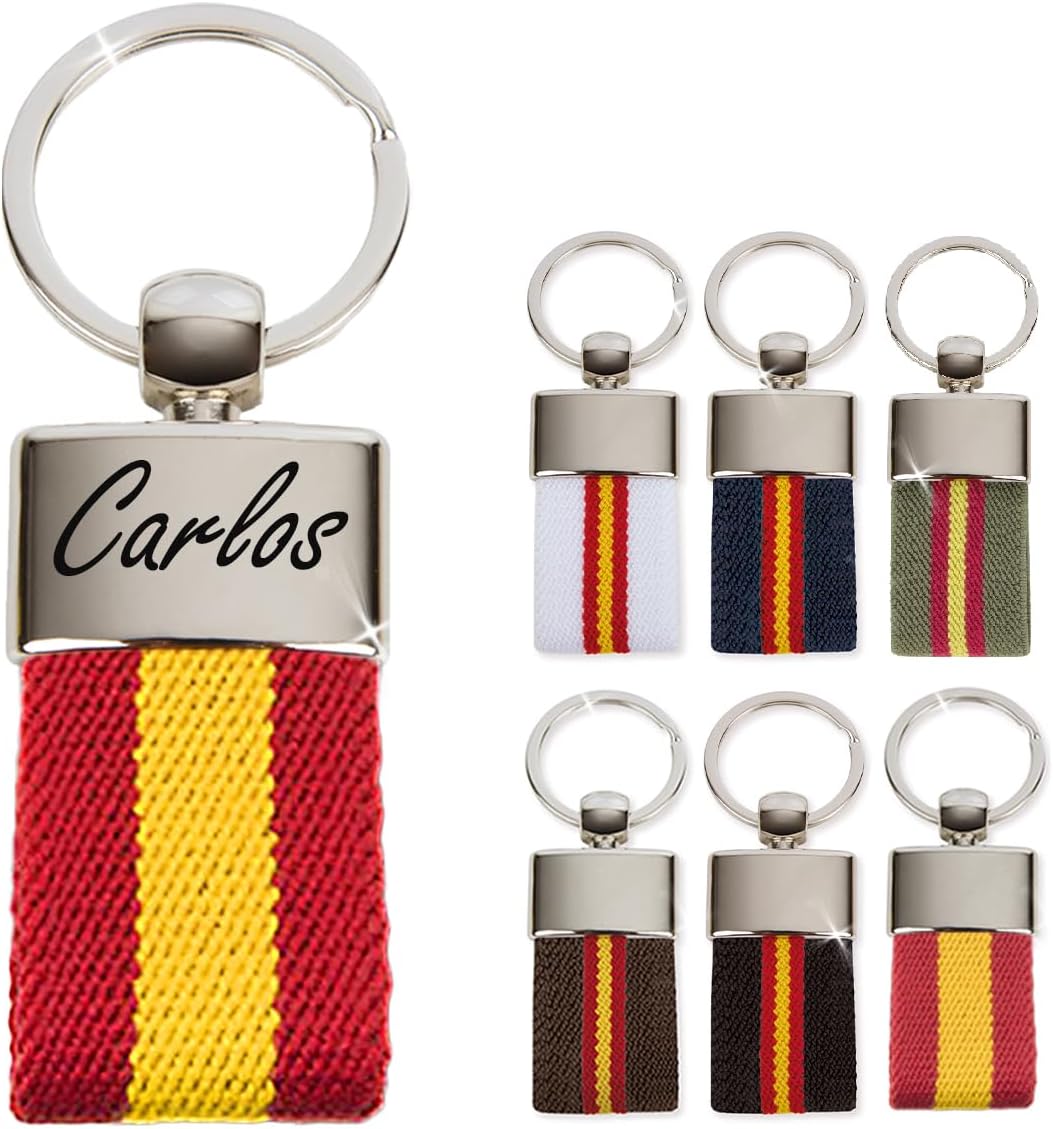 ibera gifts - Schlüsselanhänger personalisiert mit Farben der Spanischen Flagge, mit Namen, 9,5 x 3,2 cm, in Geschenkbeutel
